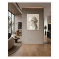 Κλασικό Άγαλμα Γυναίκας με Κόκκινα Νύχια Modern Minimalist
