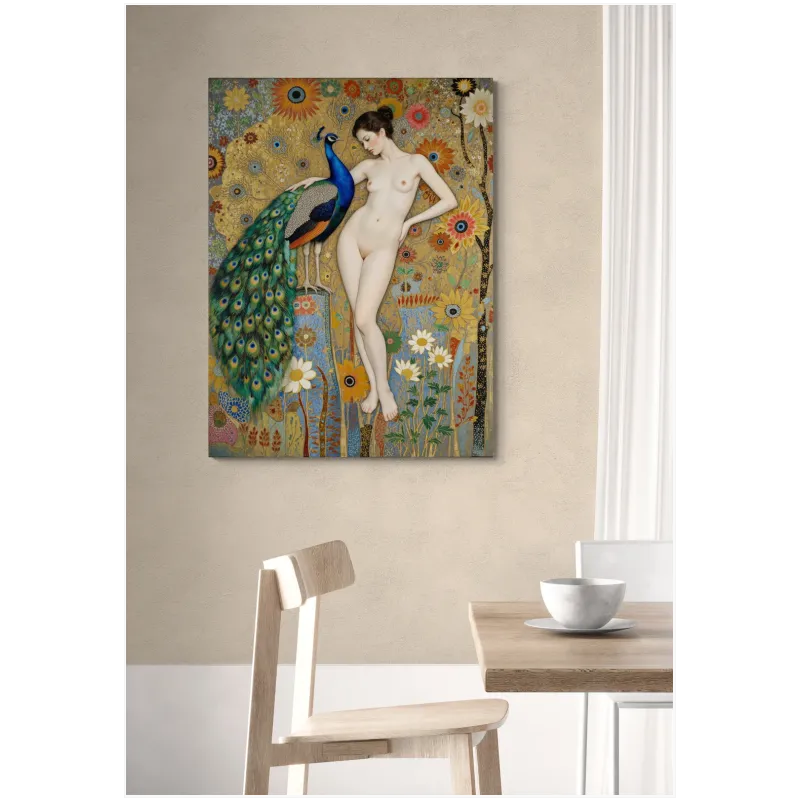 Γυναίκα με Παγώνι Κλασικό Art Nouveau Χρυσό