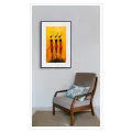 Αφηρημένες Γυναικείες Φιγούρες σε Θερμό Κίτρινο και Κόκκινο Φόντο