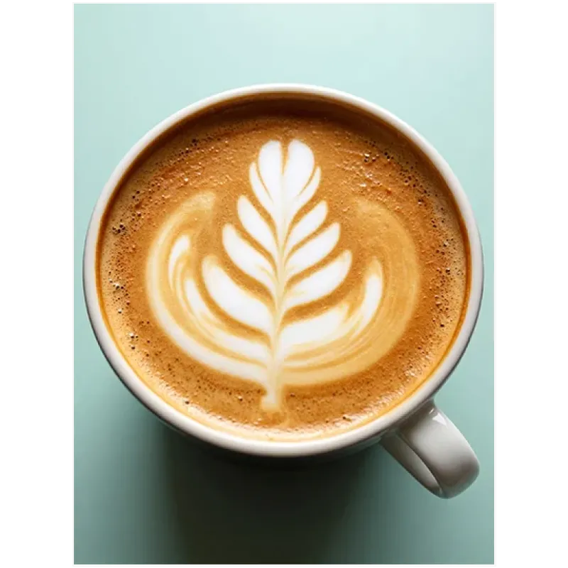 Φλιτζάνι Cappuccino με Latte Art σε Μιντ Φόντο